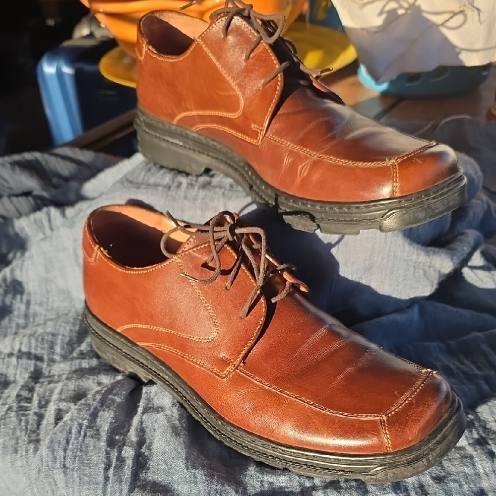 Bostonian Dark Brown Leather Oxfords